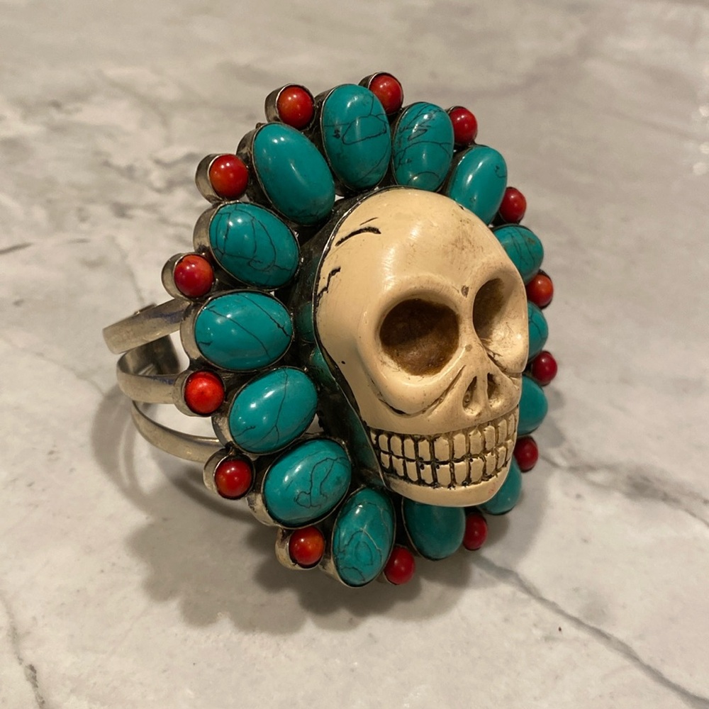 Silver Statement Bracelet Skull 14 Oval Turquoise Pieces & Rond Coral
